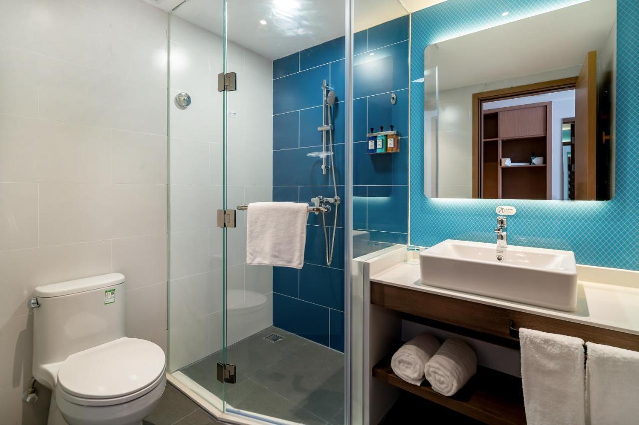 Holiday Inn Express Jinan Jingshi Road, An Ihg Hotel Екстериор снимка